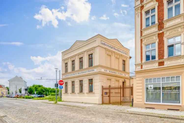 Energieeffiziente Altbauarchitektur mit Dachterrasse & Garage in exzellentem Zustand & angenehmer Stadtlage