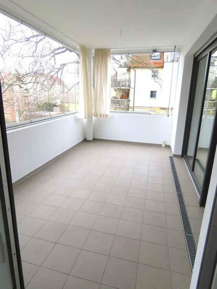 HELL, SCHÖN, MODERN.  Barrierefreie 4 Zimmer Wohnung mit Aufzug