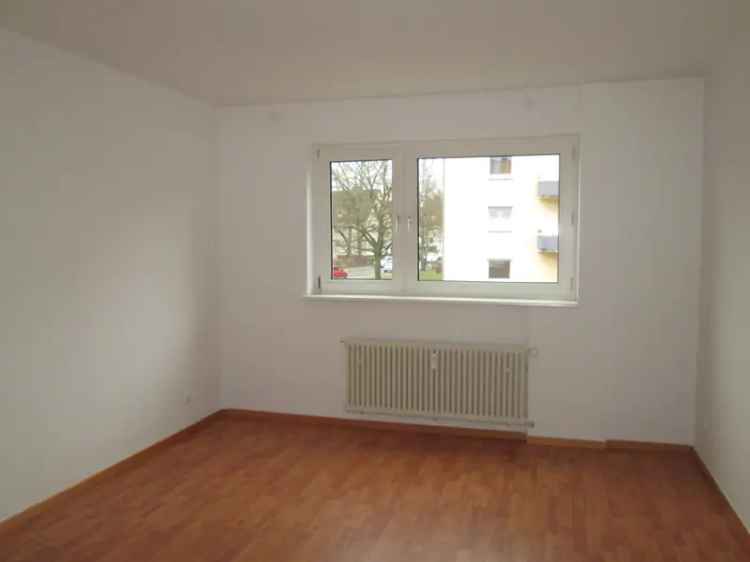 Schöne 3-Zimmer Wohnung mit Balkon