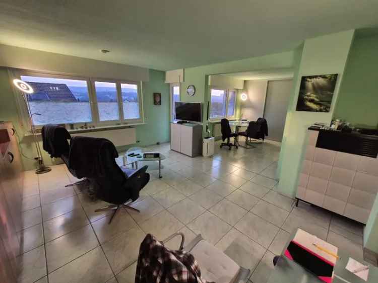 ** Schöne 3-Zimmer-Etagenwohnung - bevorzugter Wohnlage **