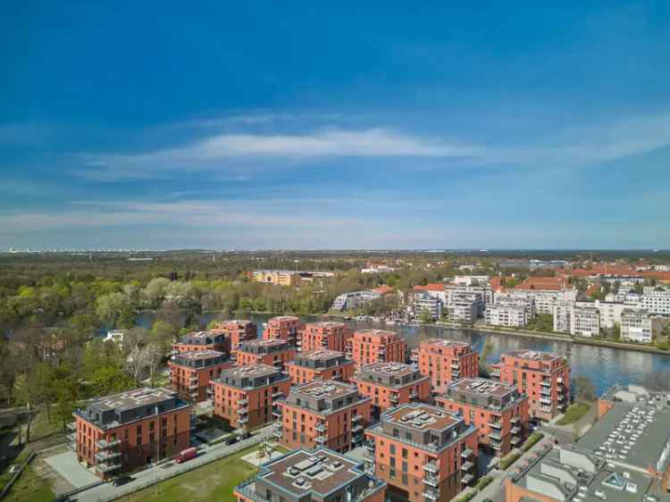 Spreeduett – Erstbezug in Spindlersfeld mit Parkett und EBK zum 01.09.2025