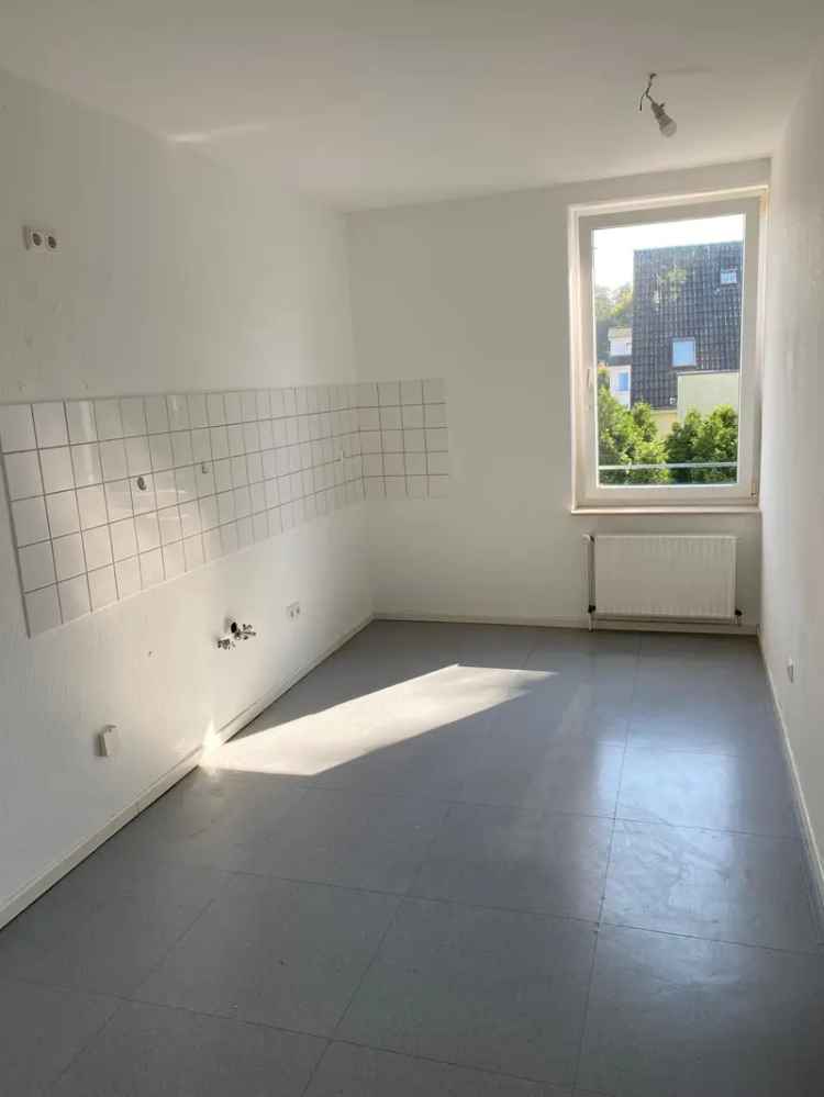 2 Zimmer Wohnung Weststraße saniert