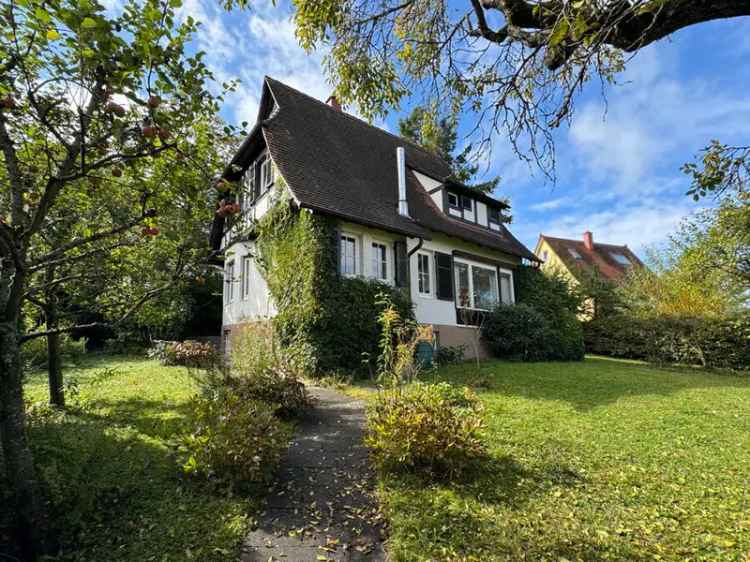 FEIERTAG! Freistehendes Einfamilienhaus in erstklassiger Lage von Stuttgart-Botnang