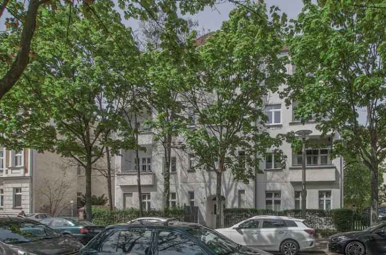 2-Zimmer-Wohnung in Berlin mit Balkon - 36-monatige Mietvertragsfrist