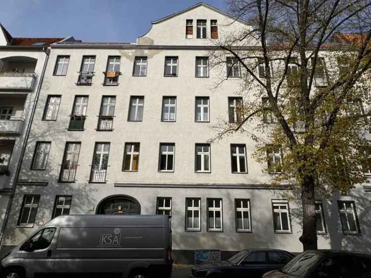 Tempelhof 2-Zi Wohnung Altbau 73m² vermietet