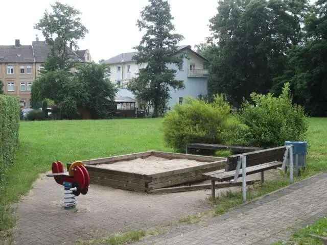 2 5 Zimmer Wohnung Seniorengerecht Aufzug Dusche Balkon EG