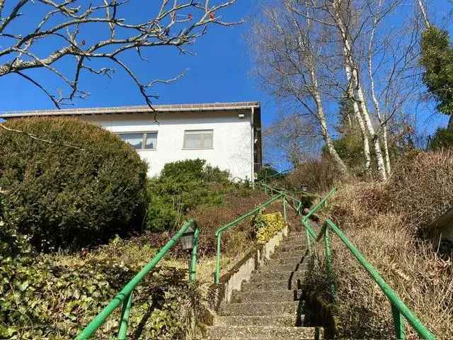 Ein-/ Zweifamilienhaus in Bad Schwalbach-Ramschied