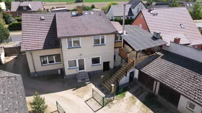 Vierseitenhof Altglietzen - 2 Familienhaus mit Scheune