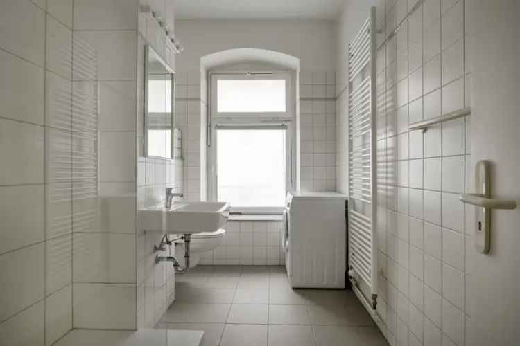 Ruhige Altbauwohnung in zentraler Lage, nahe Rosenthaler Platz