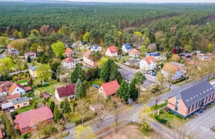 Baugrundstück kaufen in sehr beliebter Lage mit Sanierungsbedarf