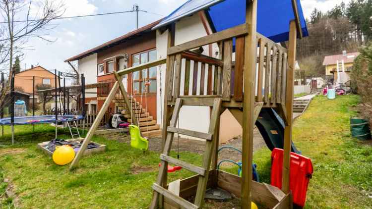 Geräumiges Einfamilienhaus mit Charme, hochwertiger Ausstattung & großem Garten – Ihr neues Zuhause