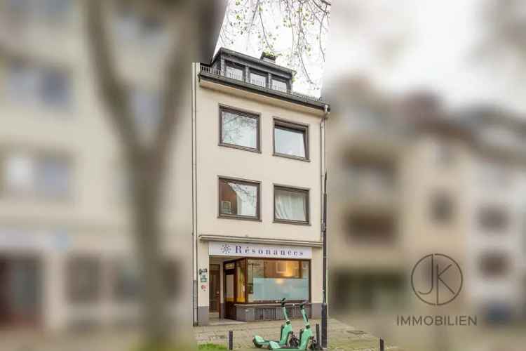 ***Attraktives Anlageobjekt in Bremen-Neustadt: Mehrfamilienhaus mit Gewerbeanteil in Top-Lage
