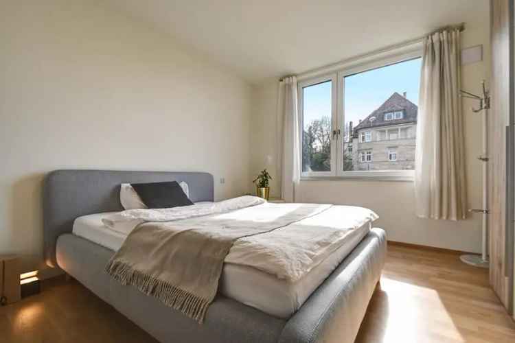 Sonnige, wunderschöne und modern möblierte Wohnung in Stuttgart Ost