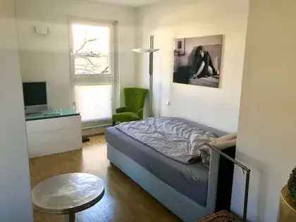 Miete Wohnung in München Moderne Wohnung mit Balkon und Einbauküche