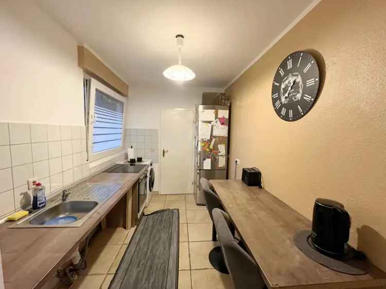 5-Zimmer-Wohnung in Köln Lövenich mit Terrasse