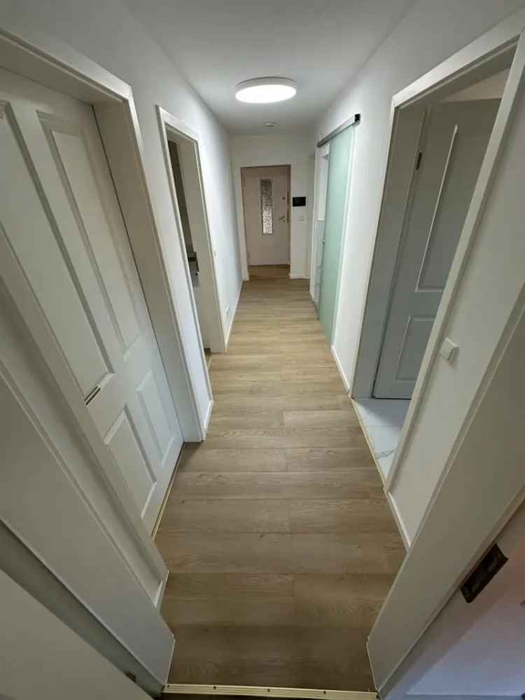 Große 6 Zimmer Wohnung nähe Stadtmitte
