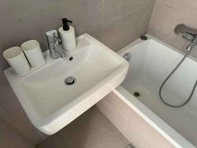 3 Schlafzimmer Wohnung mieten Frankfurt, Deutschland