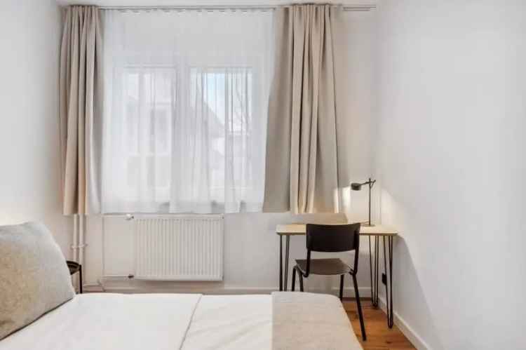 Private Room in Moabit, Berlin