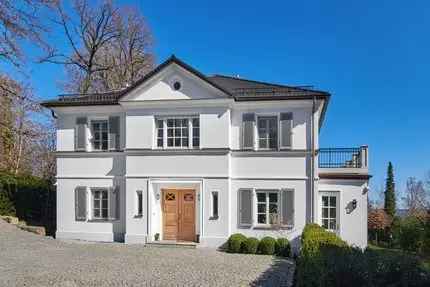 Traumvilla von 2020 im englischen Landhaus-Stil mit Seeblick und Gästewohnung