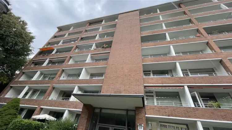 Düsseldorf-Golzheim Apartment Sanierungsobjekt mit Weitblick