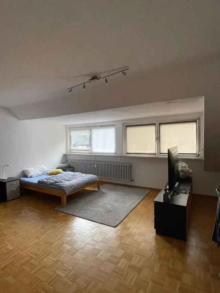 Freundliches, helles Apartment am Schloßpark