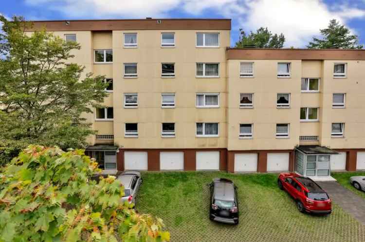 Kaufen 4 Zimmer Wohnung Köln mit Garage ruhig gelegen