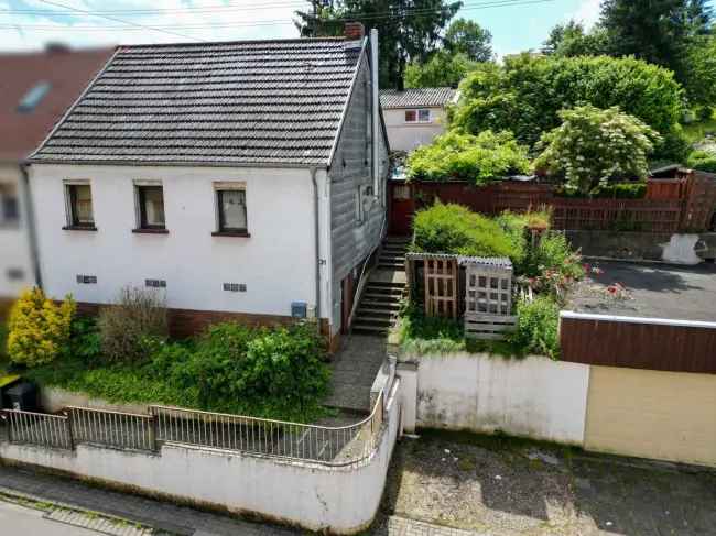 Großzügiges Grundstück mit Altbestand in Riegelsberg