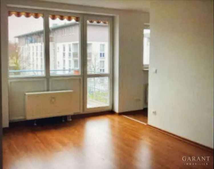 Moderne 1 1/2 Zimmer-Wohnung mit Balkon in Taucha