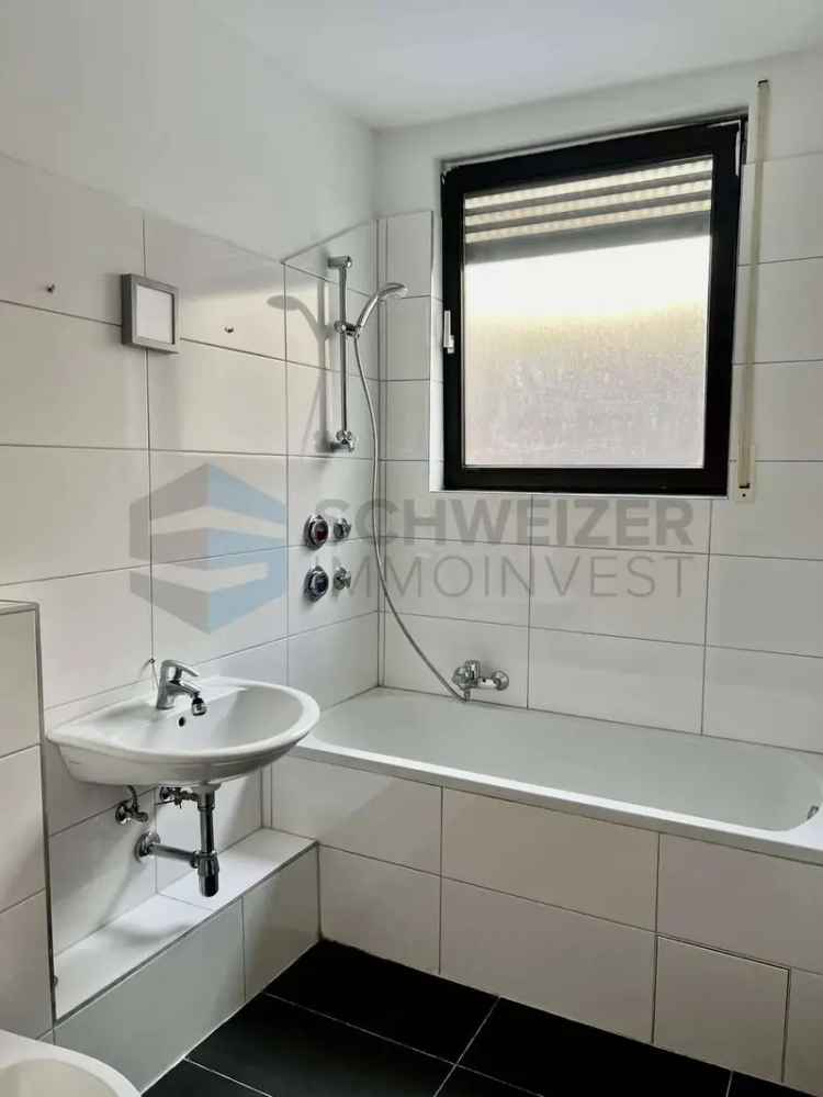 2-Zimmer-Wohnung mit Carport in ruhiger Lage von Stuttgart-Obertürkheim!