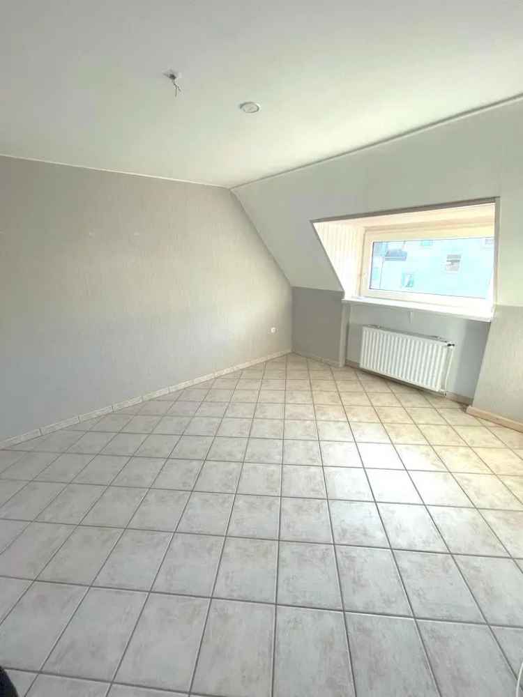 3 Zimmer - ruhige Wohnlage und gepflegtes Haus