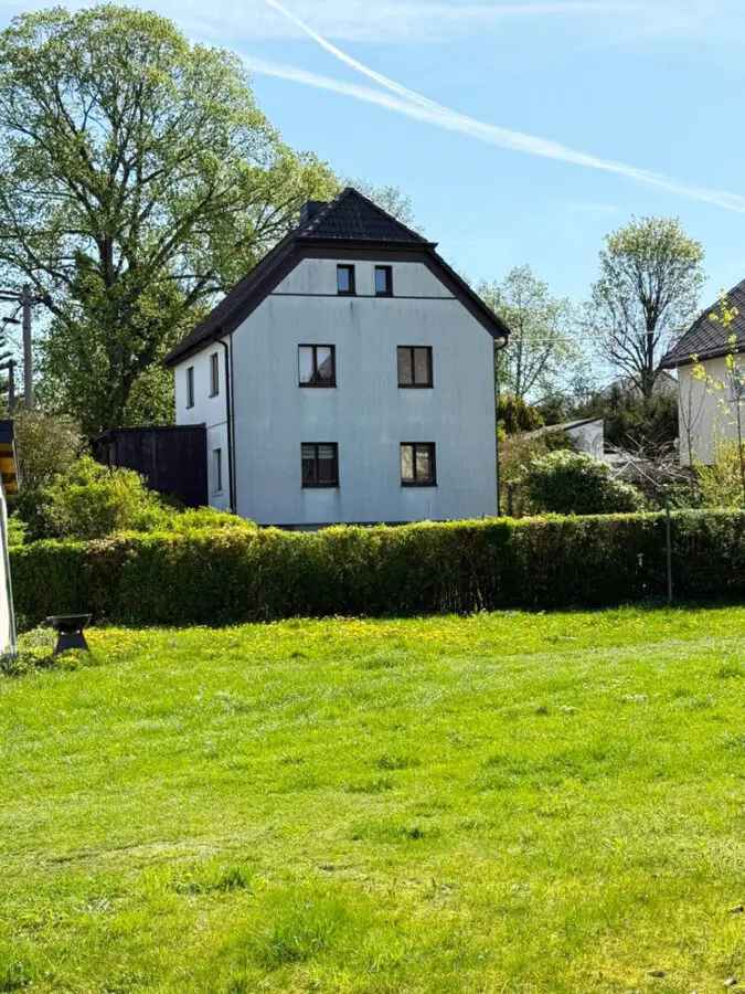 Schönes Einfamilienhaus mit viel Potenzial in ruhiger Lage