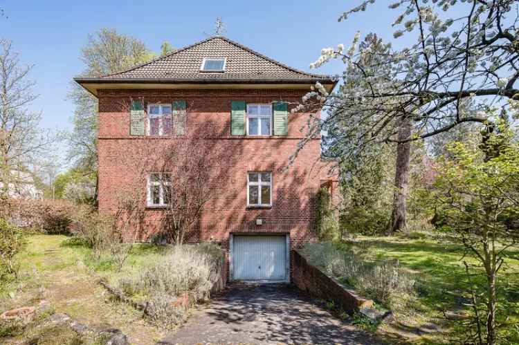 30er Jahre Villa Schlachtensee Sanierungsobjekt mit Potential