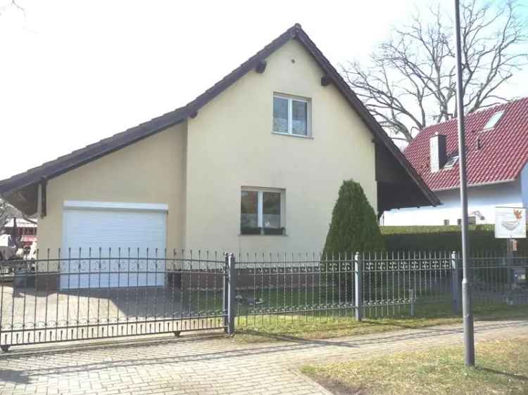 SCHMUCKES EINFAMILIENHAUS FÜR DIE FAMILIE MIT KIND AUF TOLLEM GRUNDSTÜCK