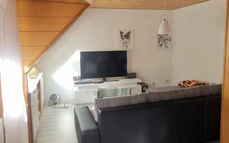 2-Zimmerwohnung mit TV, WLAN, Essplatz, Küche, Dusche/WC, Waschmaschine