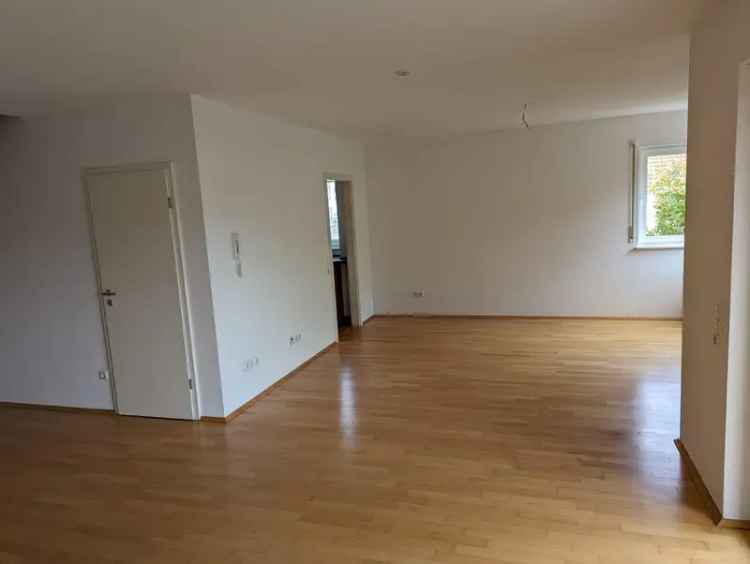 Attraktive Maisonette-Wohnung mit Garten in begehrter Wohnlage