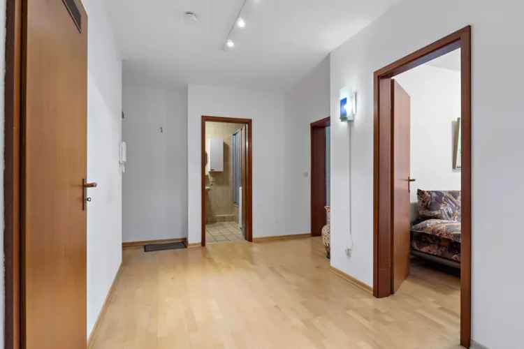 3 Zimmer Wohnung Frankfurt Westend Süd Balkon Tiefgarage