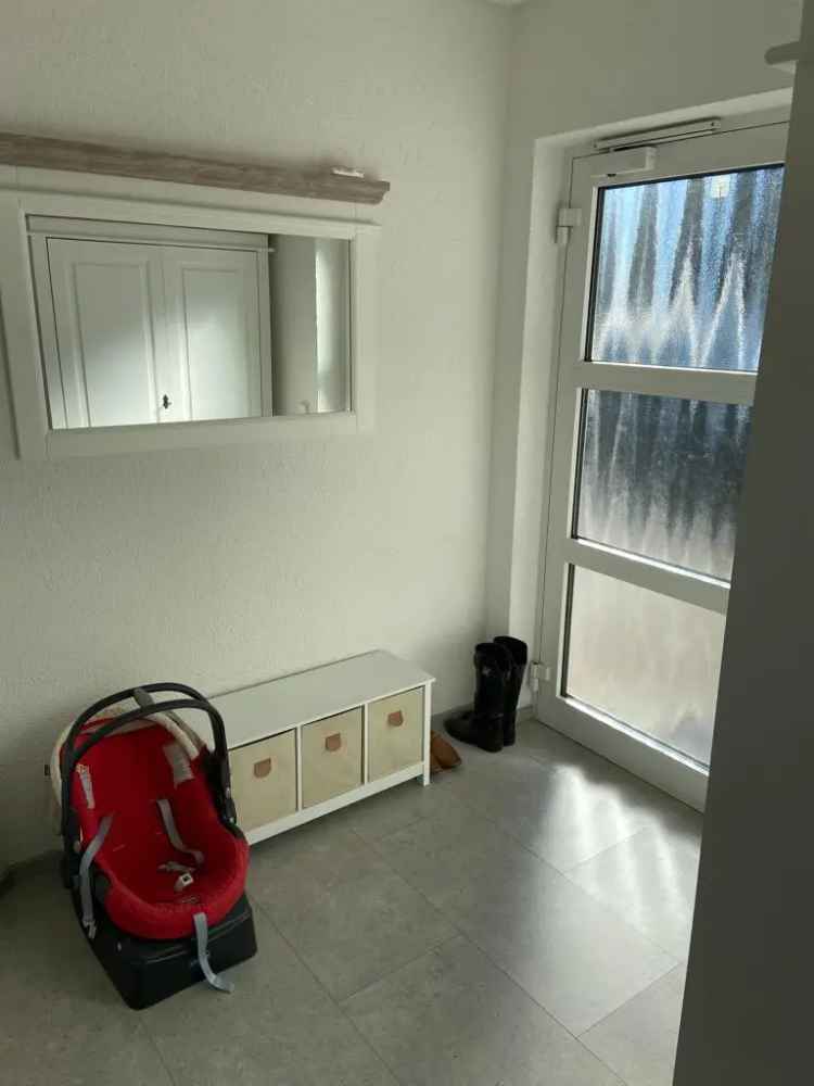 ca. 91m2 Wohnung (luxuriöse Einbauküche, schöne Terrasse & Parkplätze) zu vermieten in Bammental