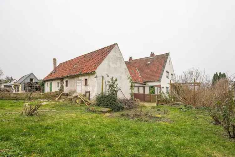 Charmantes Eckgrundstück mit großem Garten, vielseitigem Nebengebäude & Modernisierungspotenzial
