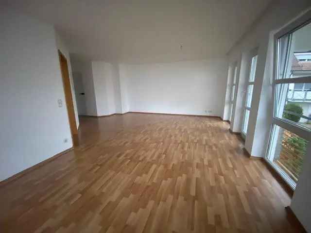sehr schöne helle 3-Zi. Whg. in Tuttlingen Nord mit Balkon und Carport