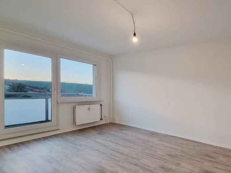 Mieten Wohnung mit Balkon und Weitblick in lebendiger Nachbarschaft