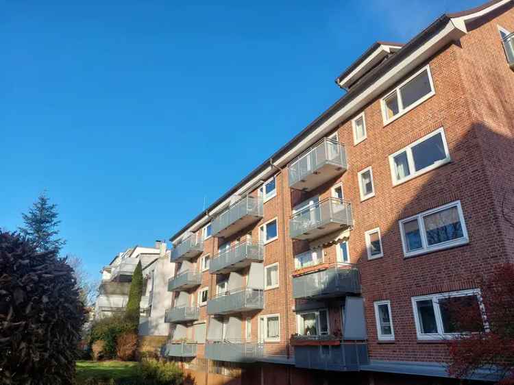 Erstbezug Modernisierte Wohnung Hamburg Balkon Keller Dachboden