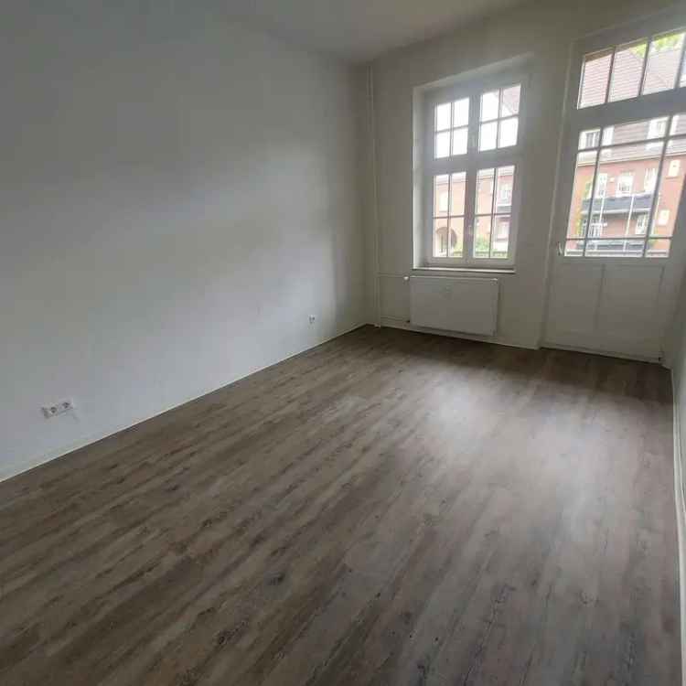 Gemütliche 2-Zimmerwohnung mit Balkon in Duisburg-Hüttenheim