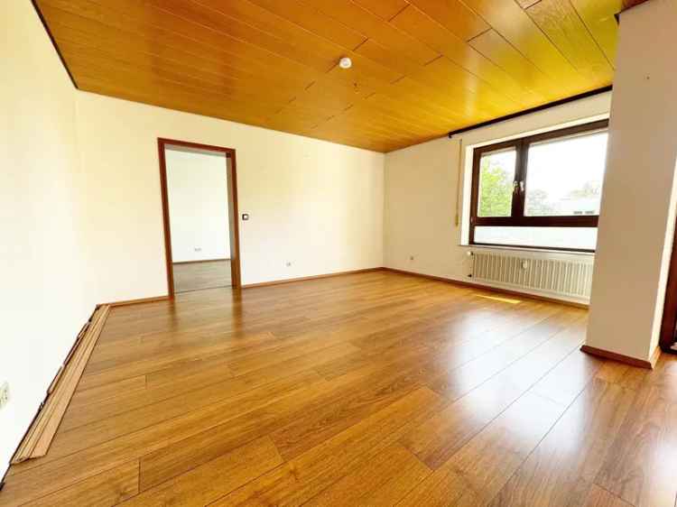 2 5 Zimmer Wohnung Balkon Einbauküche Single Paar Rohr