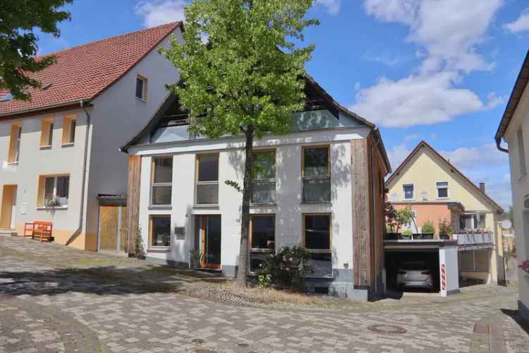 Individuelles Haus zum Verkauf – Ein Zuhause mit Charakter