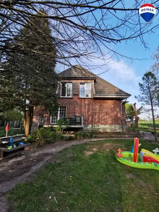 Landhaus mit großem Grundstück in Gütersloh - Wohnen & Gewerbe