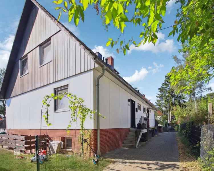 Familienfreundlich Saniertes Einfamilienhaus mit Garten und Terrasse