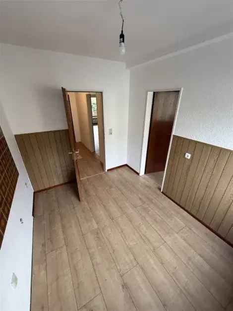 Ihre neue 89 m² Wohnung? Renovierte 3 Zimmer mit Balkon. Lütgendortmund