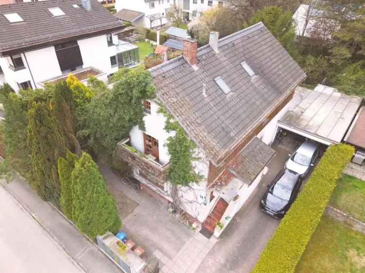 Mehrfamilienhaus, komplett vermietet mit drei Einheiten, München-Freimann