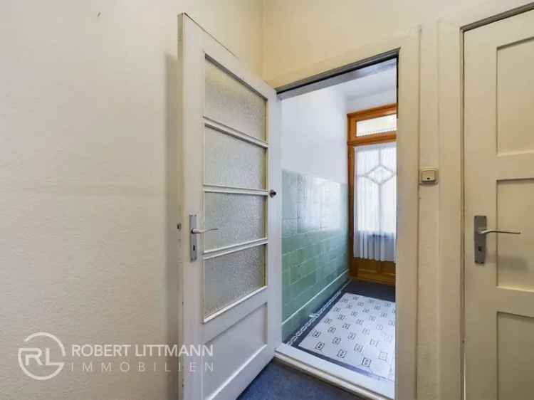 Zweifamilienhaus mit Potenzial in Top-Lage von Vegesack