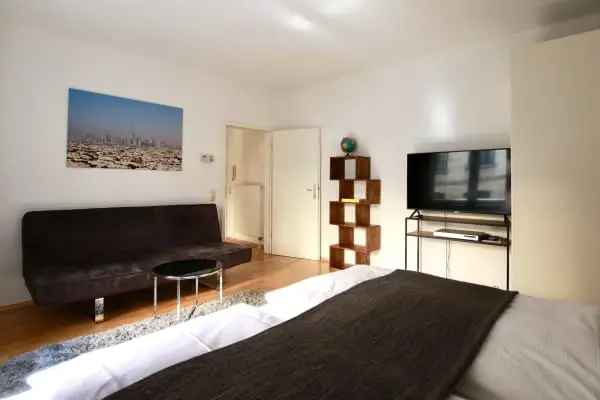 Apartment Köln Neustadt 36qm modern komfortabel Kingsize Bett Balkon WLAN